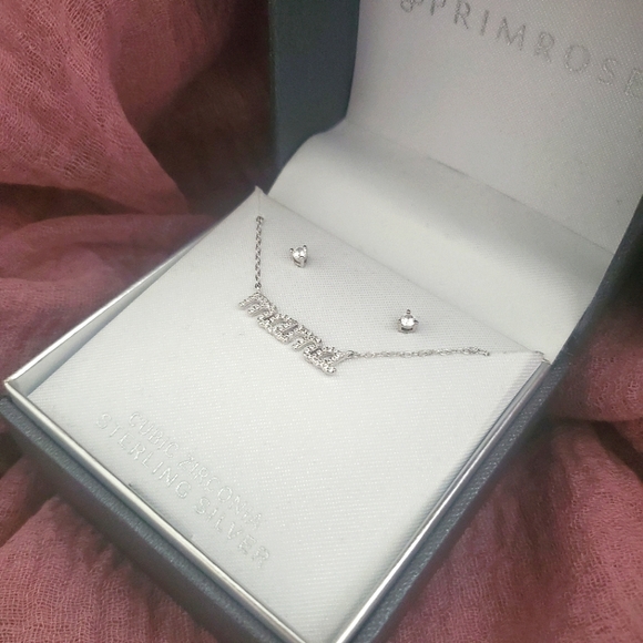 Mama Necklace & Earring - Picture 2 of 2